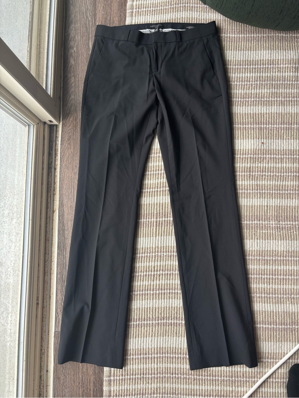 Women’s Banana Republic Logan dress pants
